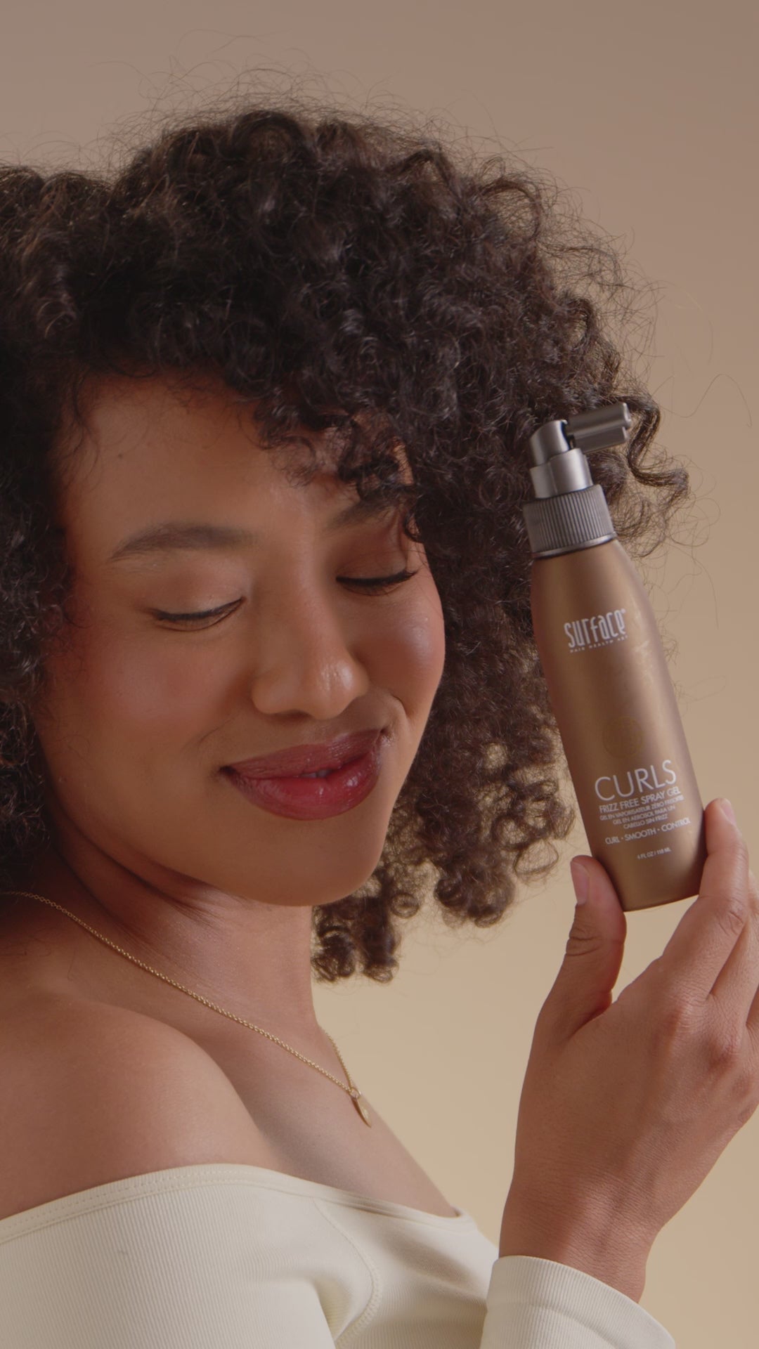 CURLS FRIZZ FREE SPRAY GEL